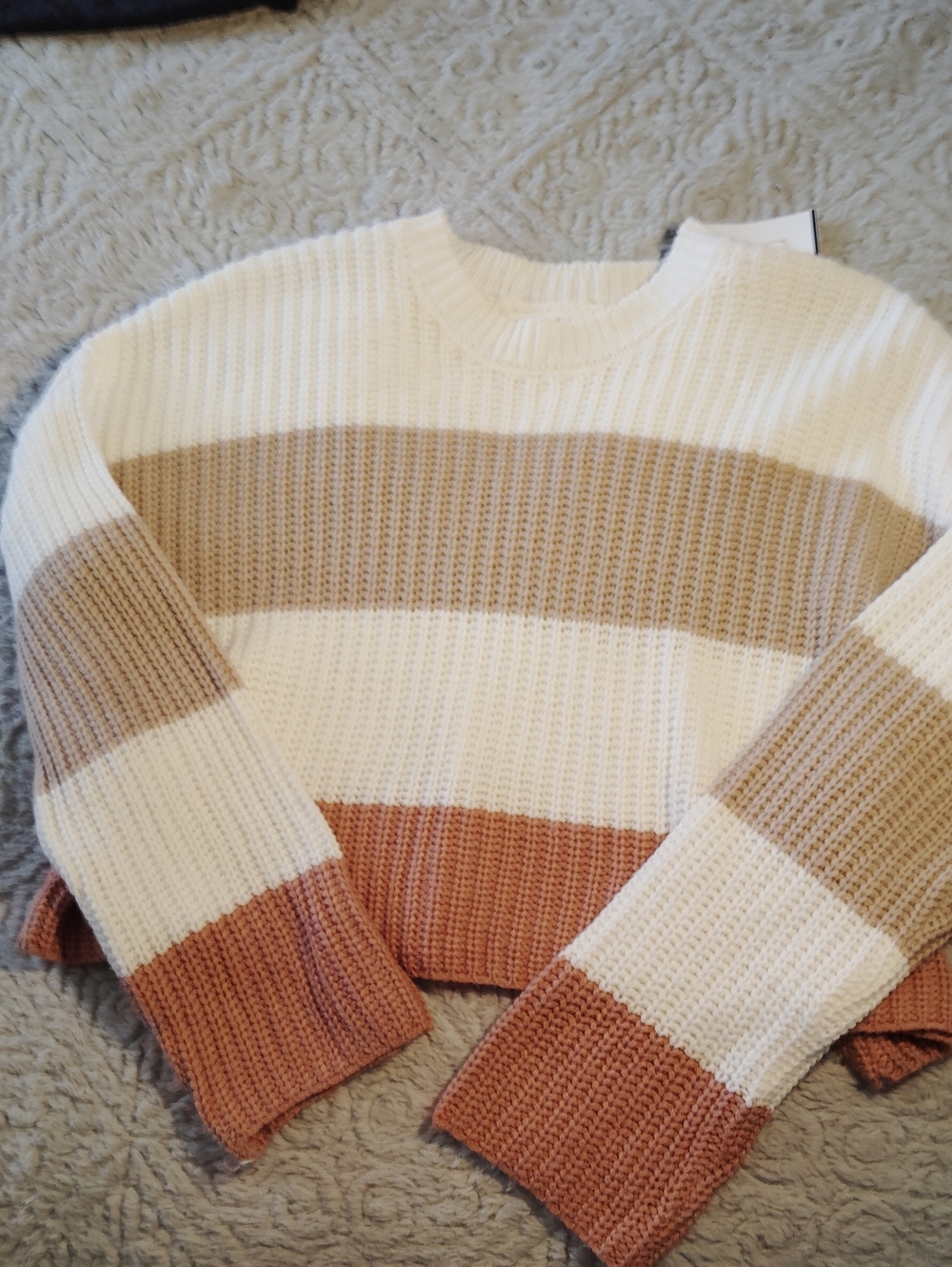 moon & madison Cream, Tan, and Rust Striped Cropped Crew Sweater